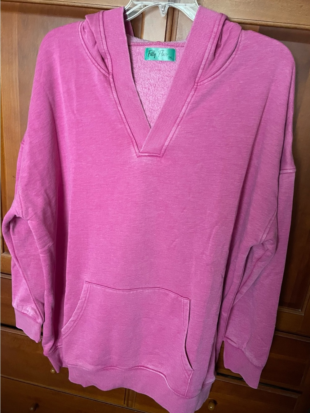 NEW Filly Flair Campfire V-Neck Pullover Hoodie 2xl